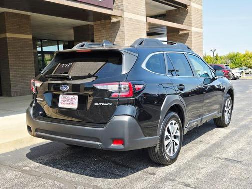 2023 Subaru Outback Premium