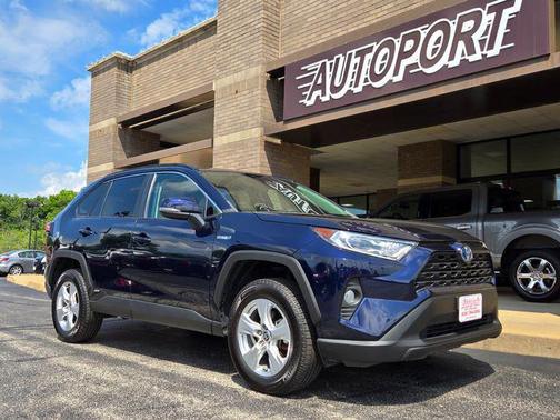 2021 Toyota RAV4 Hybrid XLE