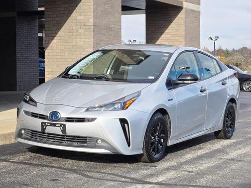 2022 Toyota Prius XLE