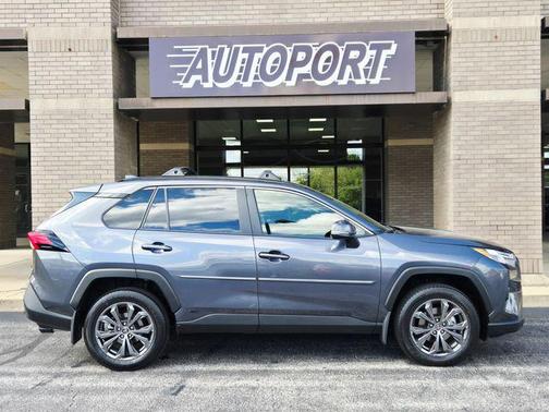 2025 Toyota RAV4 Hybrid XLE Premium