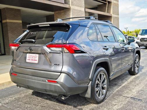 2025 Toyota RAV4 Hybrid XLE Premium