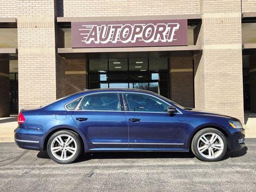 2014 Volkswagen Passat 1.8T Auto SEL Premium