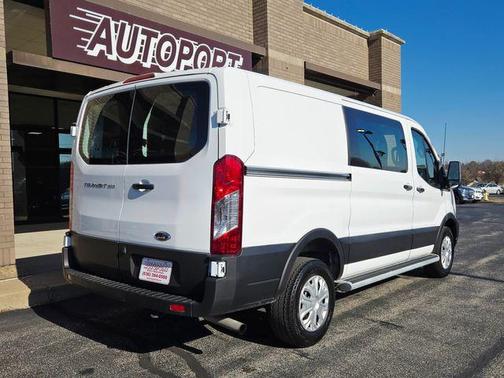 2024 Ford Transit-250 Base