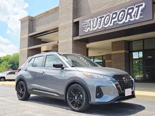 2021 Nissan Kicks SR