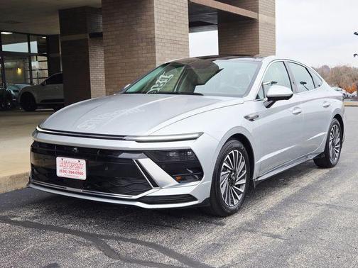 2024 Hyundai SONATA Hybrid Limited