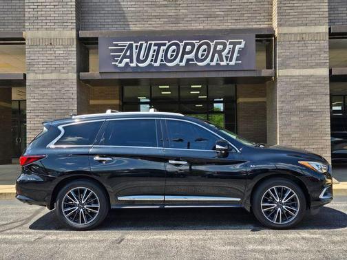 2016 INFINITI QX60 Base