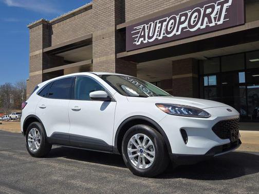 2021 Ford Escape SE