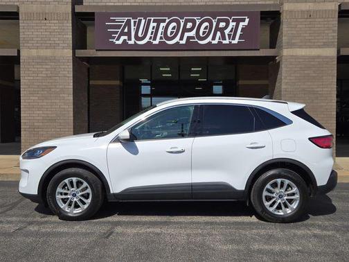 2021 Ford Escape SE