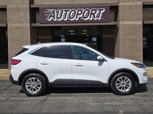 2021 Ford Escape SE