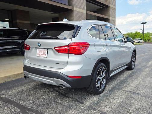 Glacier Silver Metallic 2019 BMW X1 xDrive28i