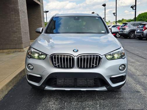 Glacier Silver Metallic 2019 BMW X1 xDrive28i
