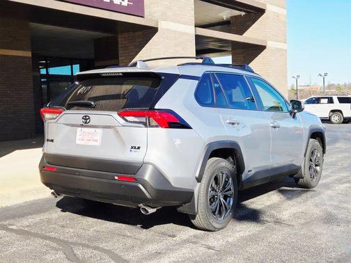 2025 Toyota RAV4 Hybrid XLE Premium