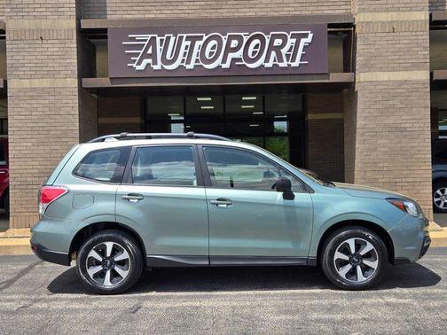 2017 Subaru Forester 2.5i
