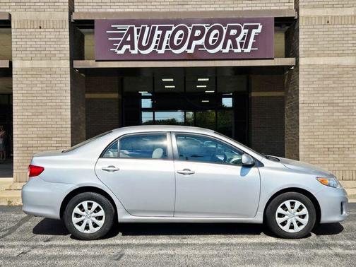 2011 Toyota Corolla LE