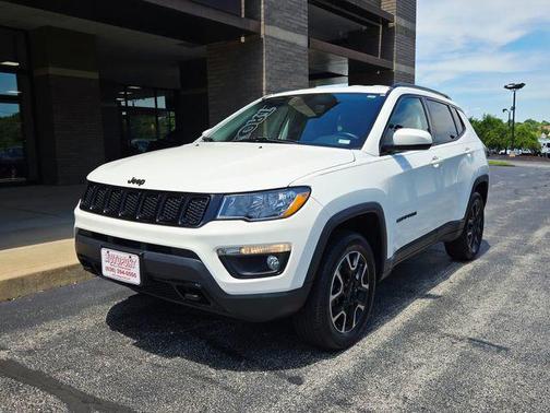 White Clearcoat 2019 Jeep Compass Upland Edition 4x4