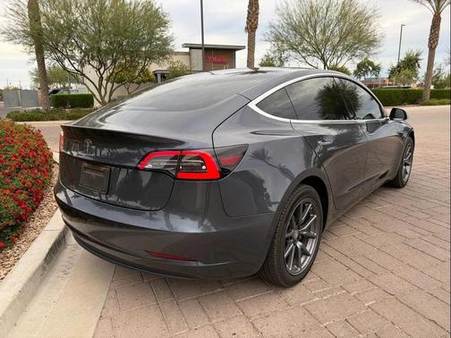 2020 Tesla Model 3 Standard Range Plus