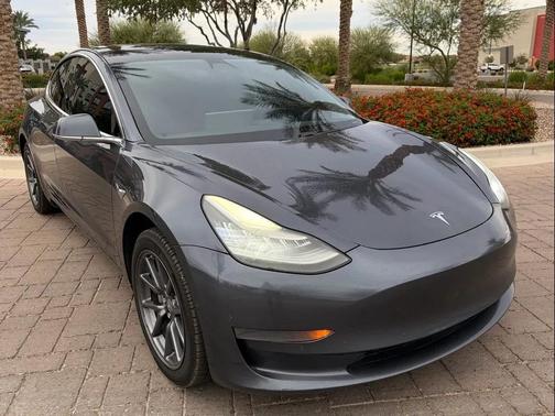 2020 Tesla Model 3 Standard Range Plus