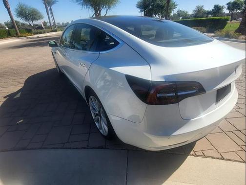 2020 Tesla Model 3 Standard Range Plus