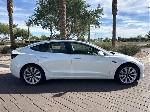 2020 Tesla Model 3 Standard Range Plus