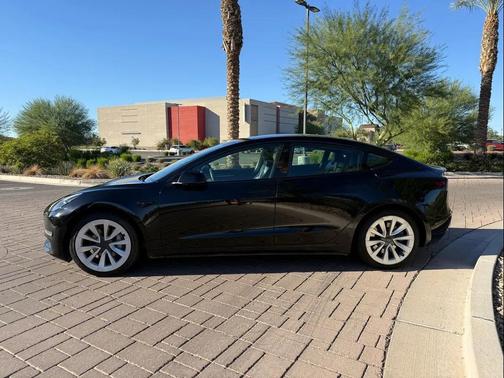 2022 Tesla Model 3 Standard Range