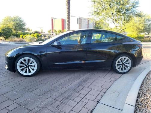 2022 Tesla Model 3 Standard Range