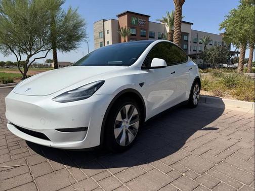 Pearl White Multi-Coat 2021 Tesla Model Y Long Range Dual Motor All-Wheel Drive