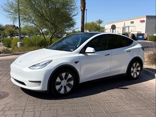 Pearl White Multi-Coat 2021 Tesla Model Y Long Range Dual Motor All-Wheel Drive