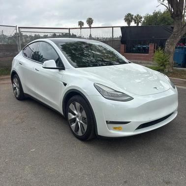 Pearl White Multi-Coat 2021 Tesla Model Y Long Range Dual Motor All-Wheel Drive