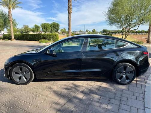 Black 2022 Tesla Model 3 Standard Range