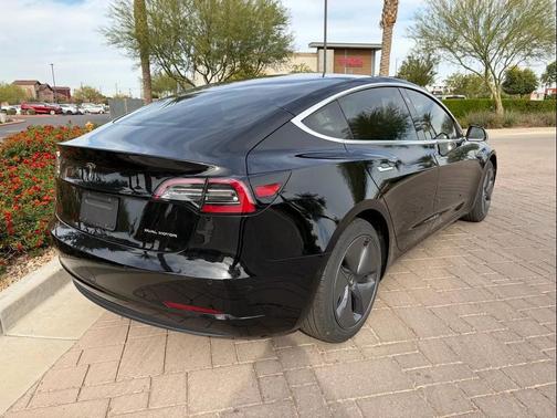 2020 Tesla Model 3 Long Range