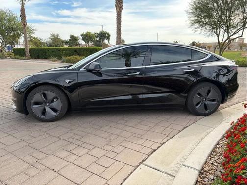 2020 Tesla Model 3 Long Range