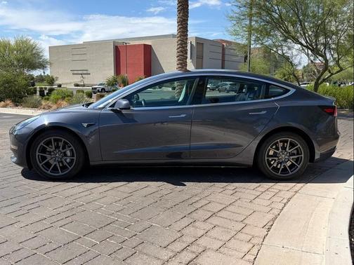 Silver 2018 Tesla Model 3 Mid Range