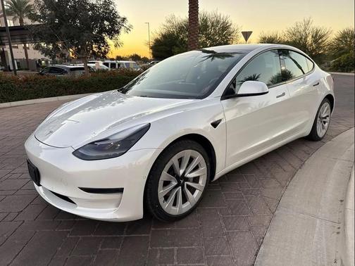 2021 Tesla Model 3 Standard Range Plus