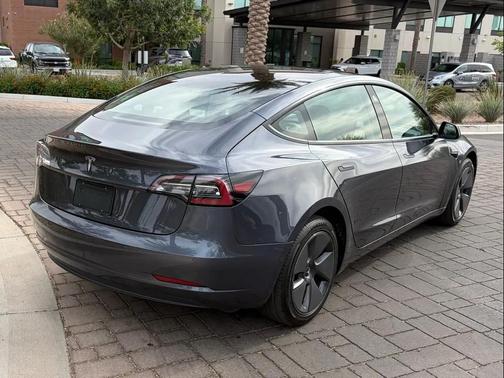 Midnight Silver Metallic 2022 Tesla Model 3 Standard Range