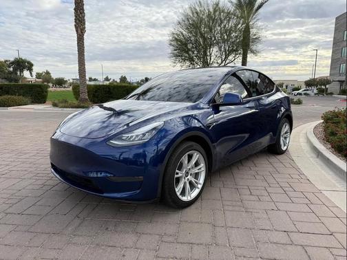 2021 Tesla Model Y Long Range Dual Motor All-Wheel Drive
