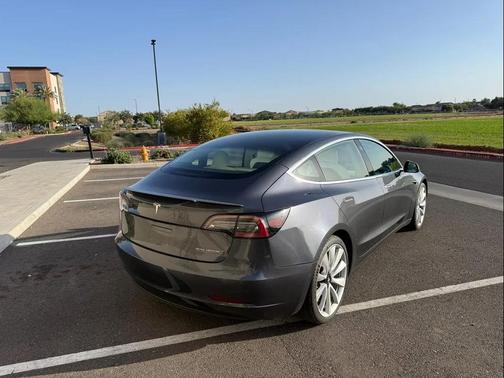 Silver 2018 Tesla Model 3 Performance