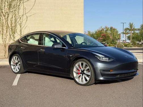 Silver 2018 Tesla Model 3 Performance