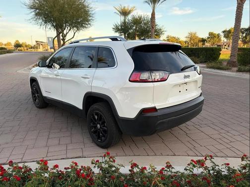 2021 Jeep Cherokee Latitude Plus