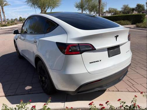2020 Tesla Model Y Long Range Dual Motor All-Wheel Drive