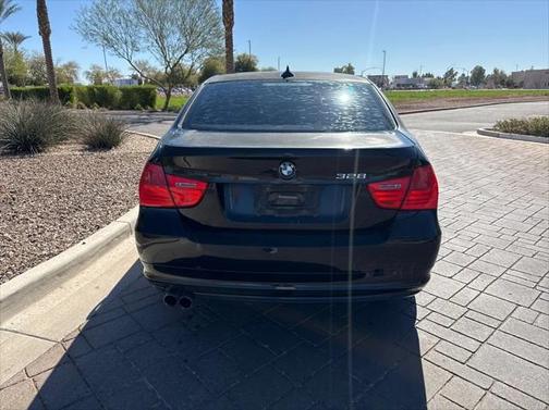 2011 BMW 328 328i
