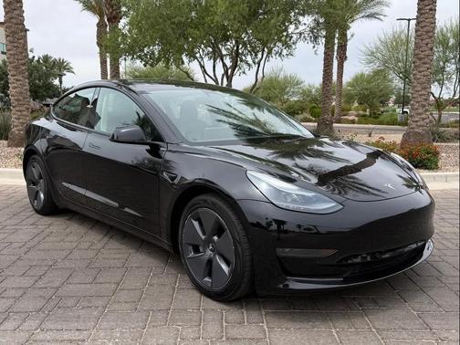 Solid Black 2022 Tesla Model 3 Standard Range