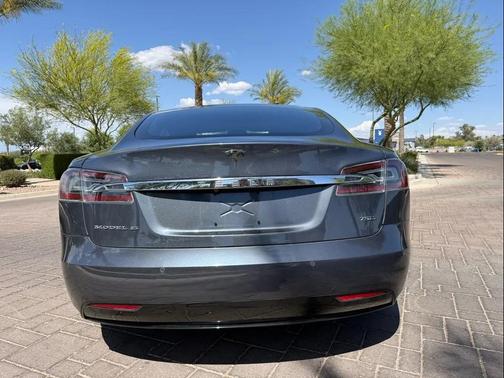 Midnight Silver Metallic 2019 Tesla Model S 75D