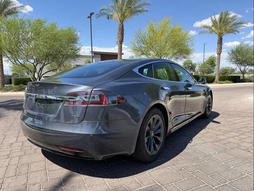 Midnight Silver Metallic 2019 Tesla Model S 75D