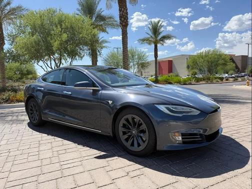 Midnight Silver Metallic 2019 Tesla Model S 75D