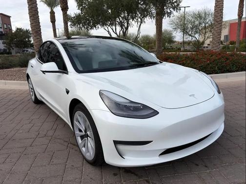 2022 Tesla Model 3 Long Range