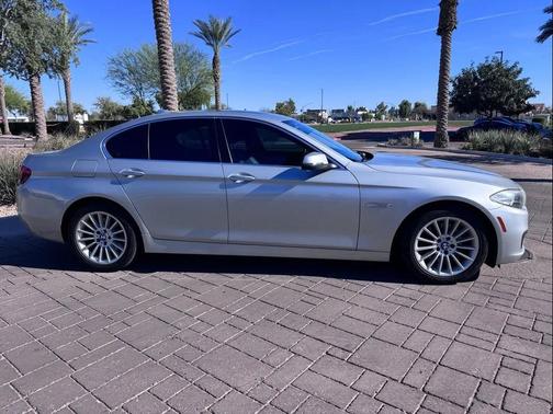 2015 BMW 528 