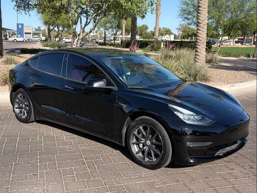 Black 2018 Tesla Model 3 Mid Range