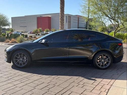 Black 2018 Tesla Model 3 Mid Range