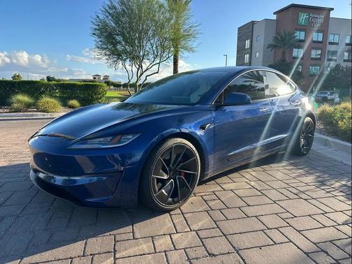 2024 Tesla Model 3 Performance
