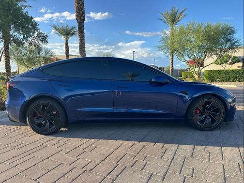 2024 Tesla Model 3 Performance